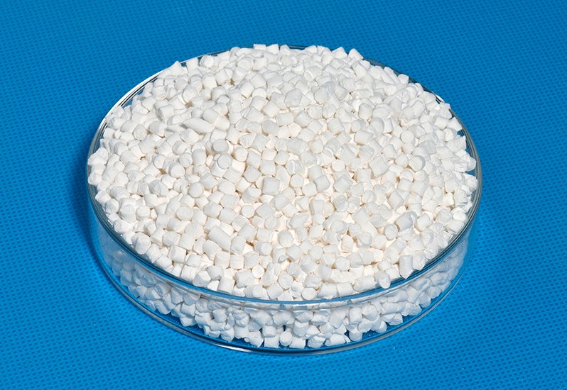 聚酯（PBT/PET)专用无卤阻燃母粒 MB960