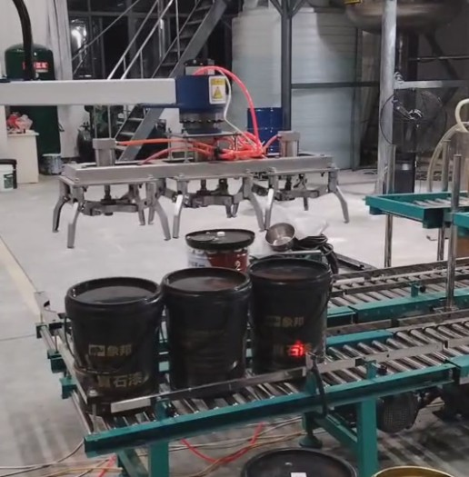 桶装码垛机械手